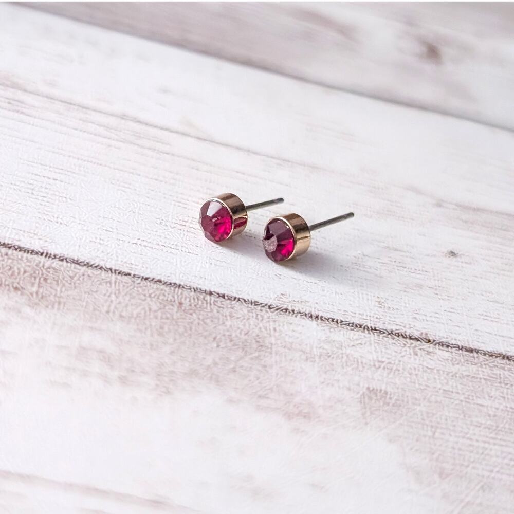 Red Stud Earrings - Fashion Earrings